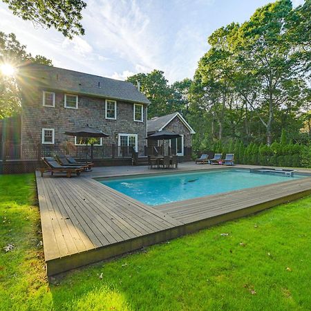 2 Mi To Beach Dog-Friendly Home In Wainscott! Exterior photo